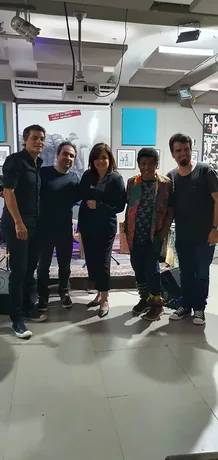Aldrin Gandra com Margareth Reali, Robertinho Silva, Cristiano Caldas e Bruno Felgal